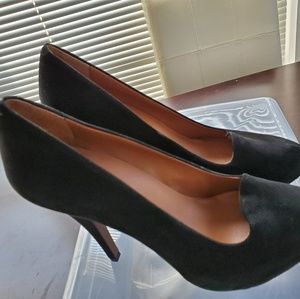 Cynthia Rowley Minda Black Suede Heel. Size: 9.5